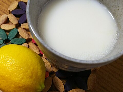 生レモンで～♪カルピス豆乳レモン